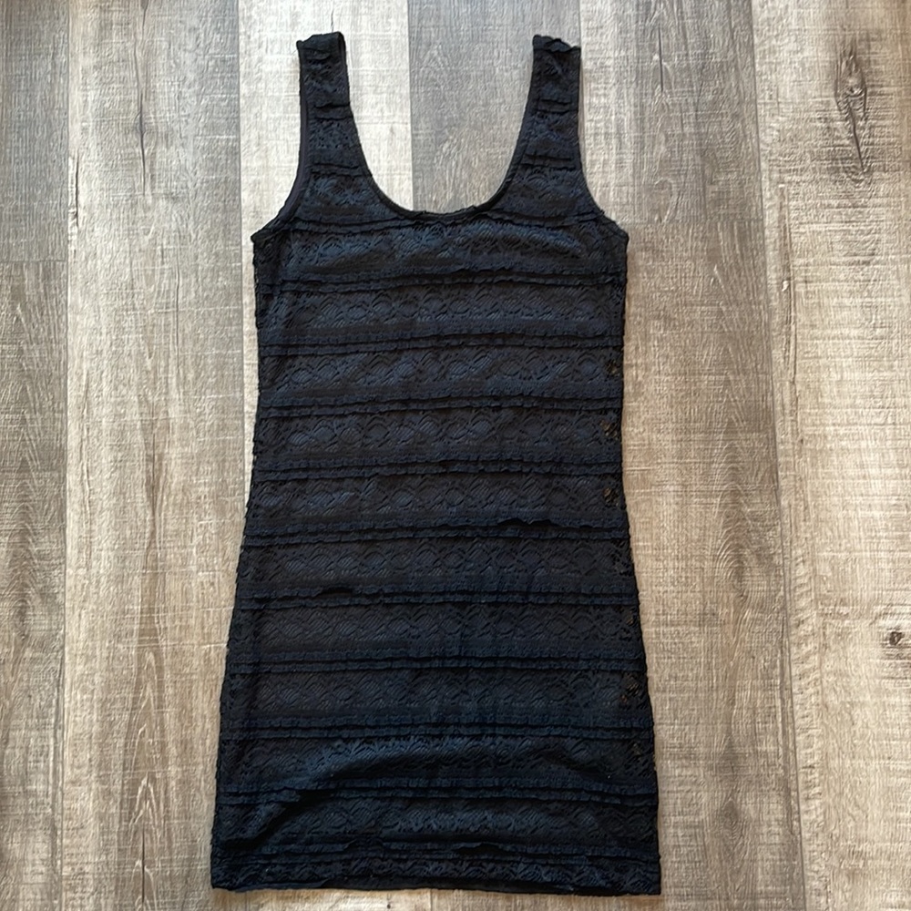 BLACK DRESS - Picture 2 of 7
